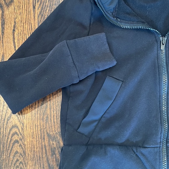 Athleta sweatshirt hoodie - Picture 3 of 5